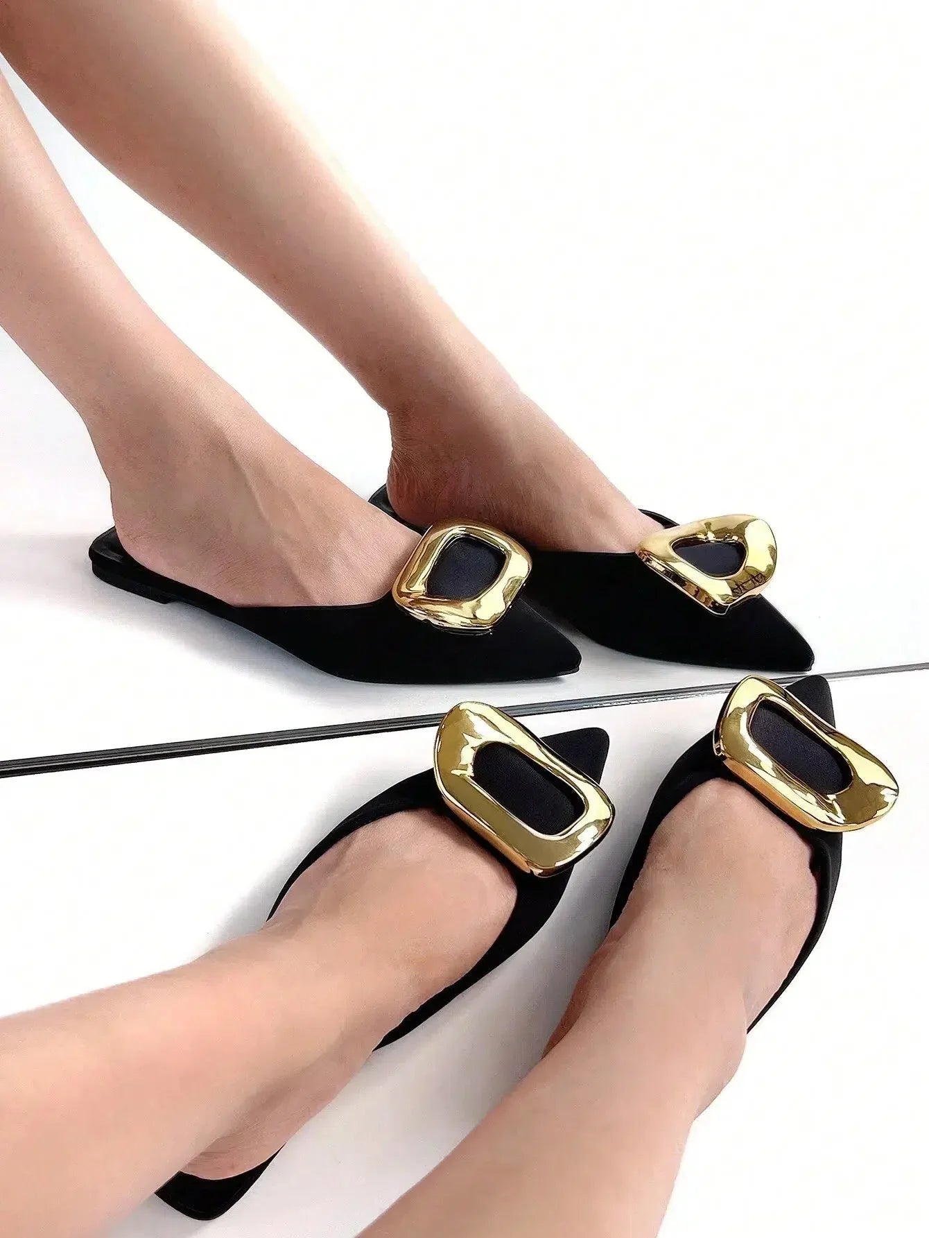 Julisse – Gold buckle – Slides-15137993884032-Santi Vento Atelier